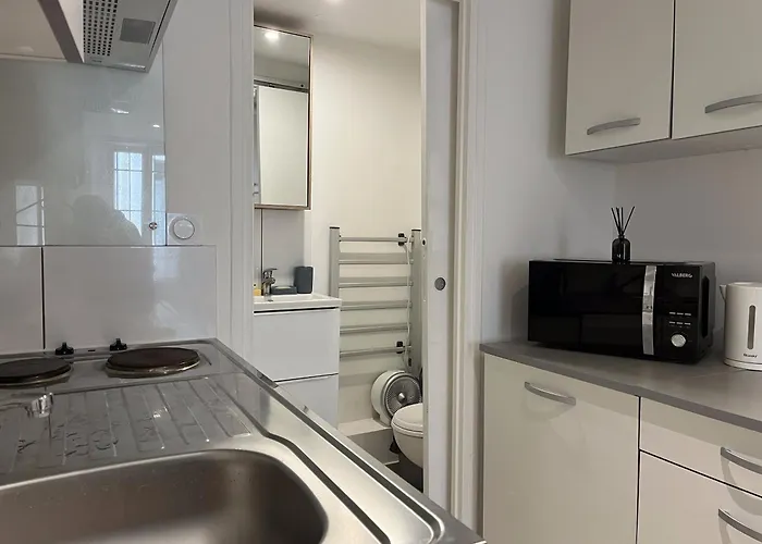 Equipe Confort Proche De Toutes Commodites