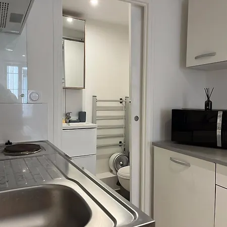 Equipe Confort Proche De Toutes Commodites