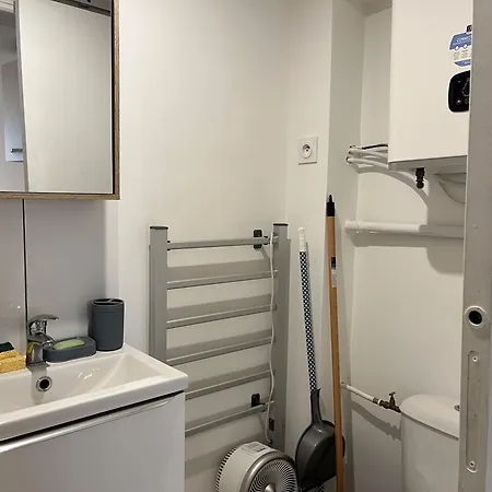 Equipe Confort Proche De Toutes Commodites *