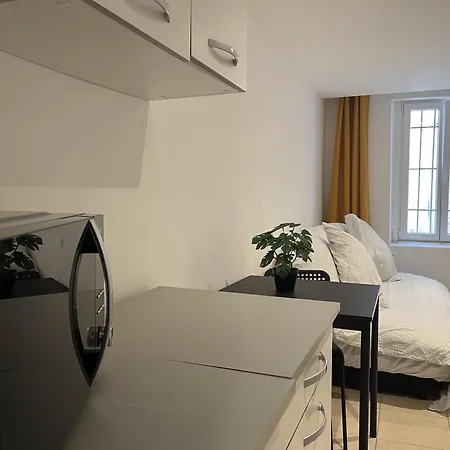 Equipe Confort Proche De Toutes Commodites דירה